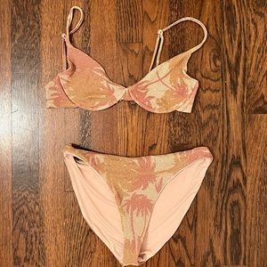 Beach Riot bikini / worn once / size medium for top + bottom
